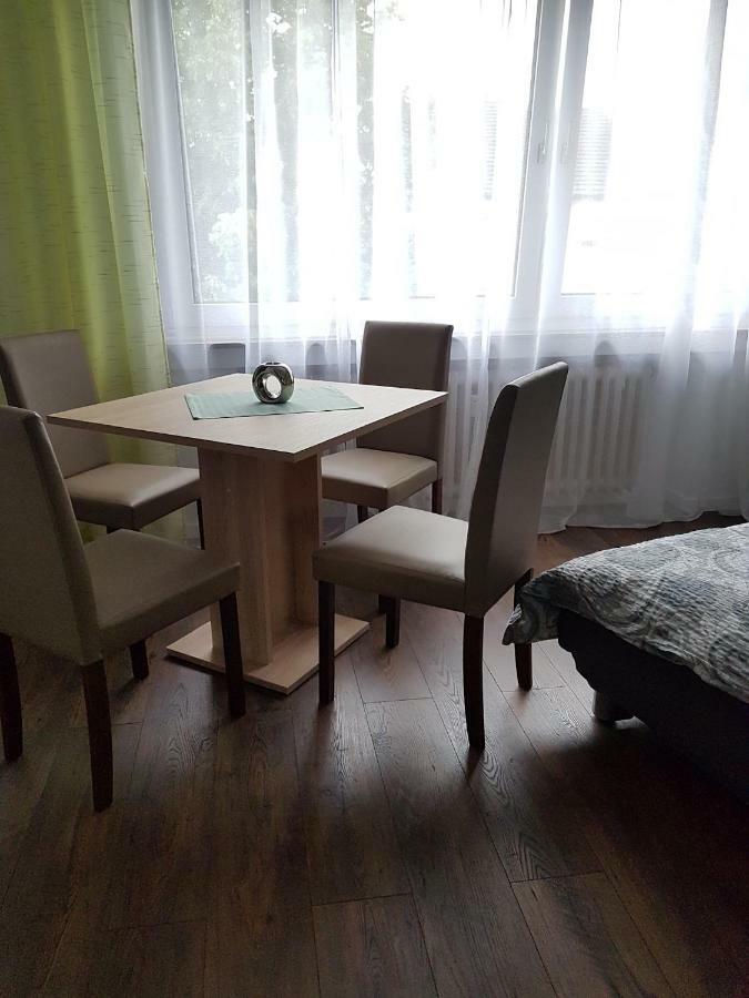 Apartment Alt-Refrath Bergisch Gladbach Eksteriør billede